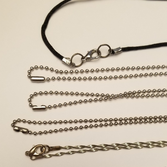 Chain Collection - Picture 2 of 4